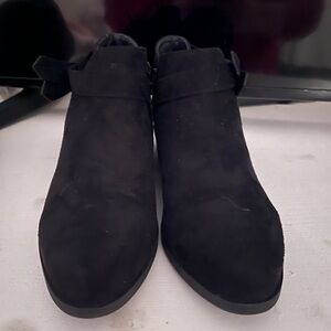 Elegant Black Ankle Boots